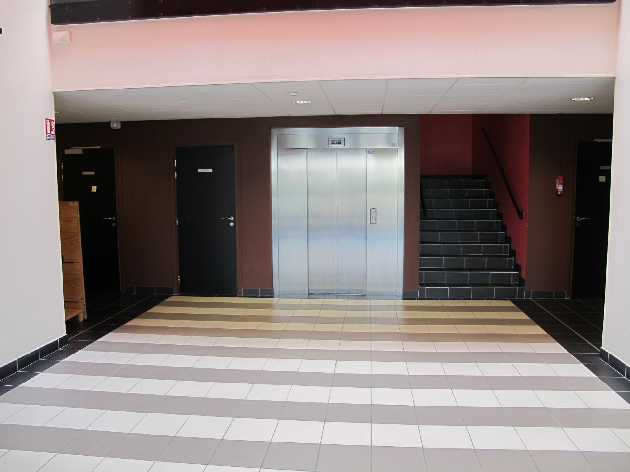Bureau Loos 244m² Location bureau Loos Nord OLBUR2114011 5